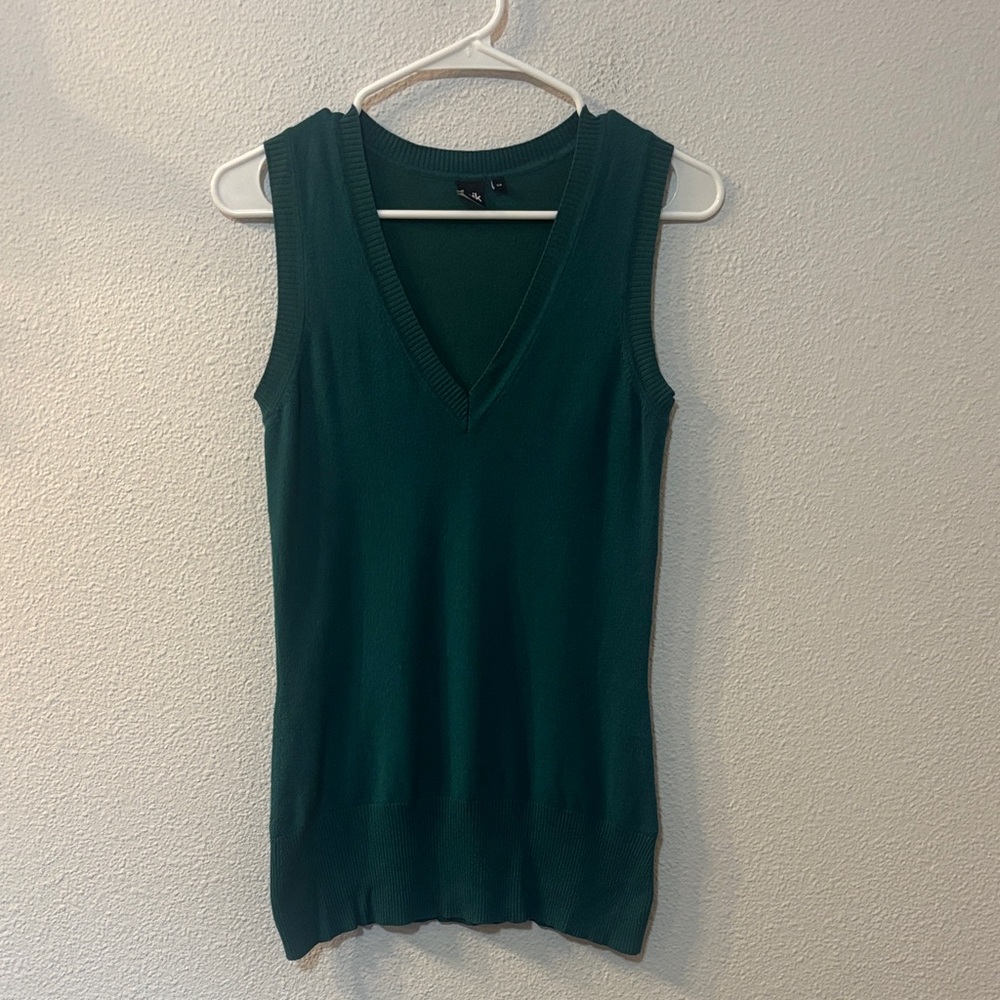Twik Simons Deep Green V-Neck Tank Top